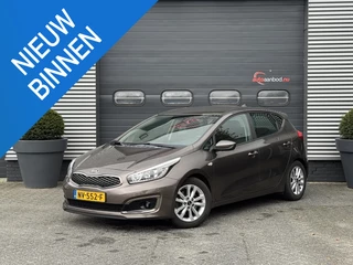 Kia cee'd 1.6 GDI ComfortPlusLine Navigator | Camera | Lichtmetalen Velgen | Navigatie | Cruise Control |