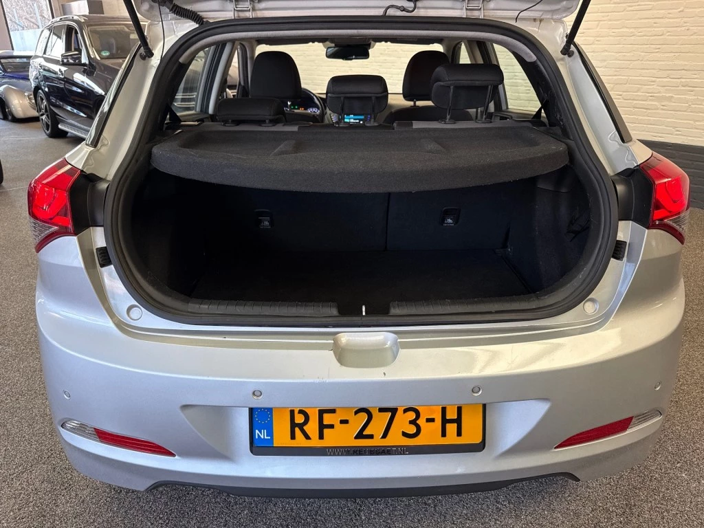 Hoofdafbeelding Hyundai i20