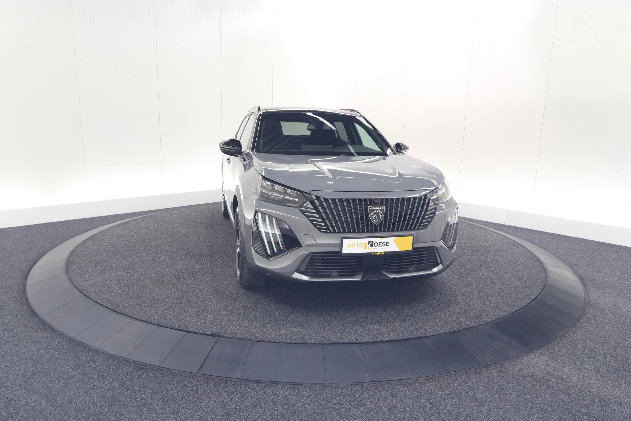 Hoofdafbeelding Peugeot e-2008