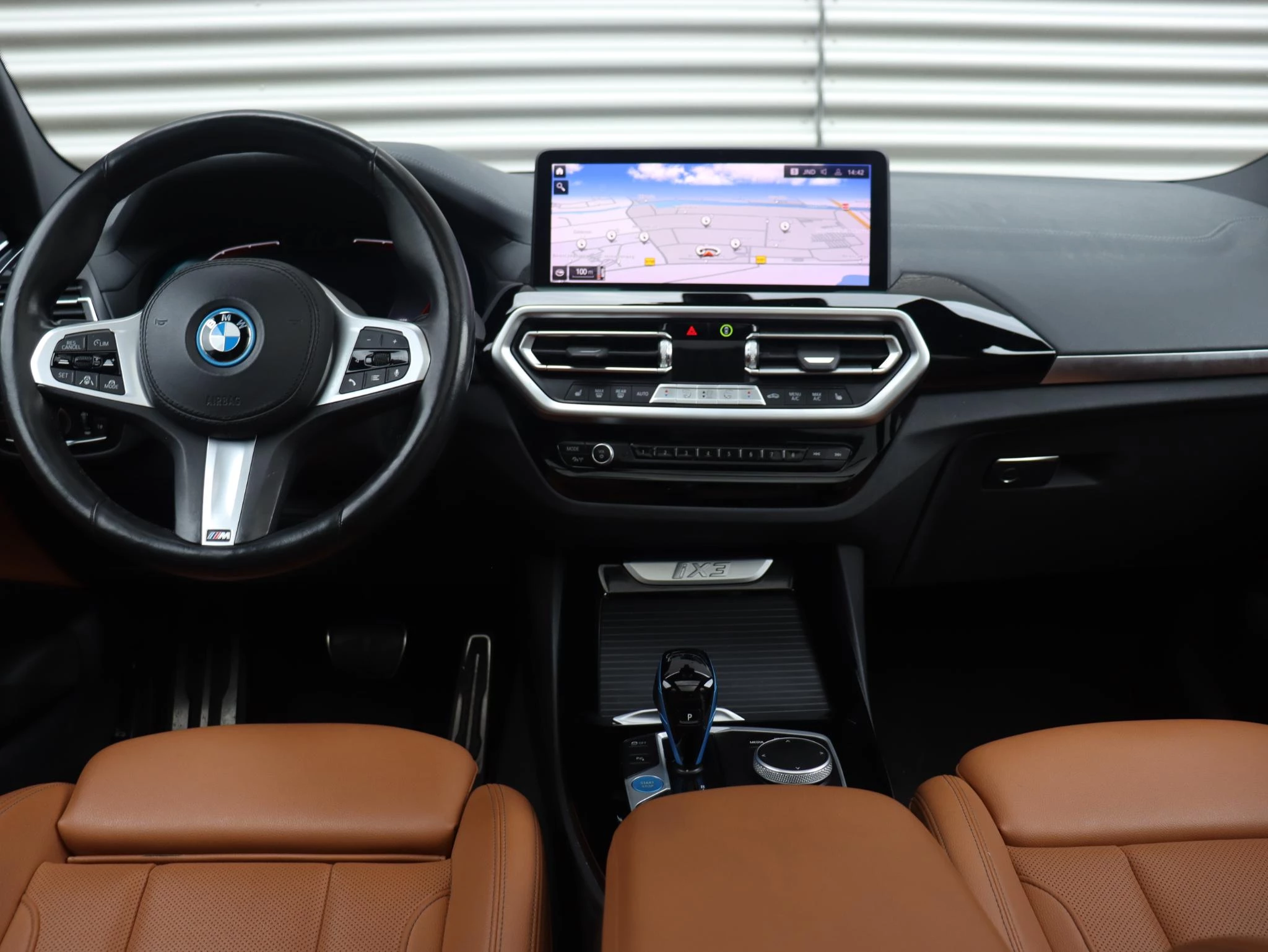 Hoofdafbeelding BMW iX3