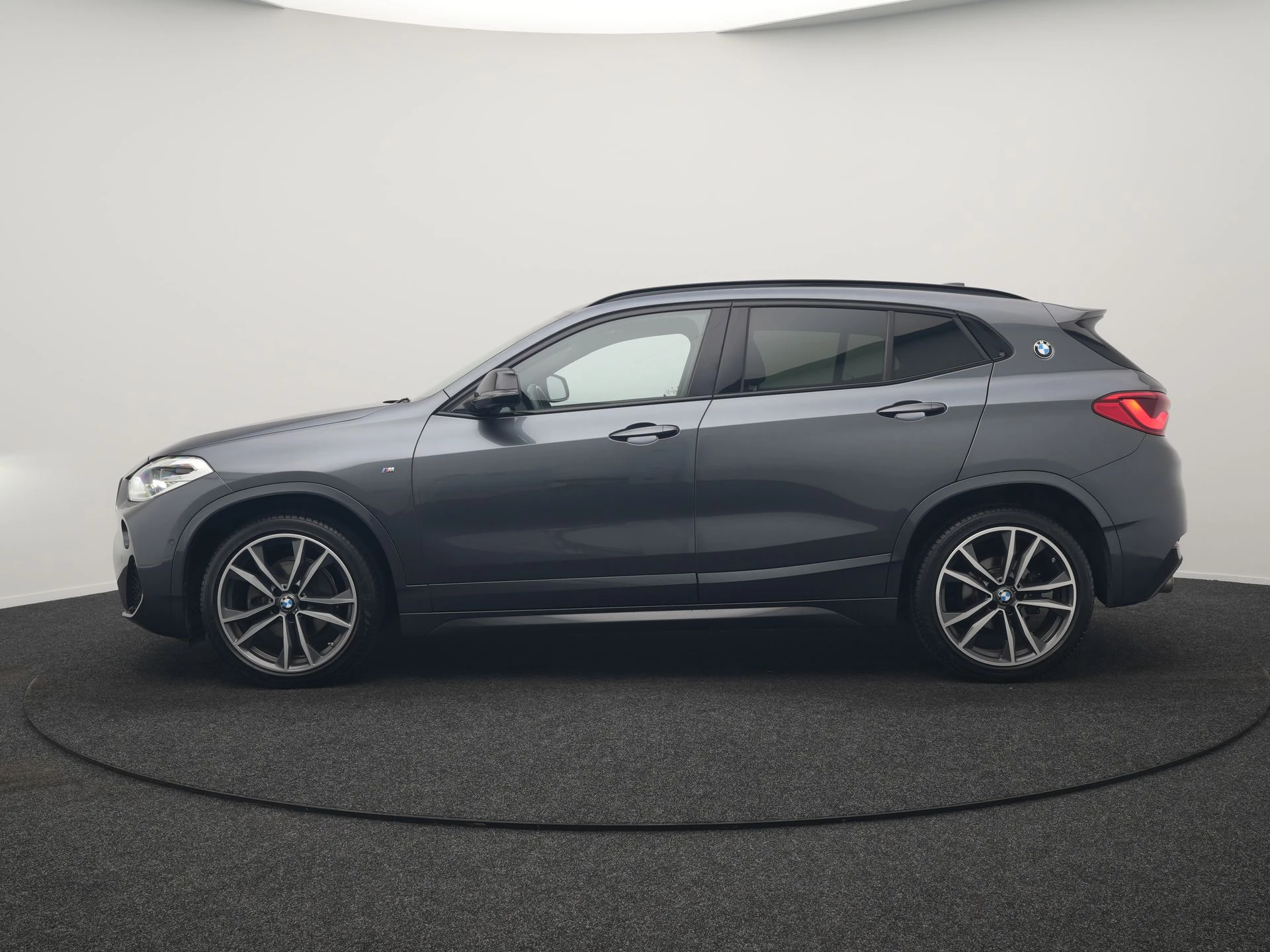 Hoofdafbeelding BMW X2