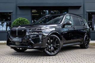 BMW X7 M60i xDrive 7P 530pk, Individual, Panoramadak