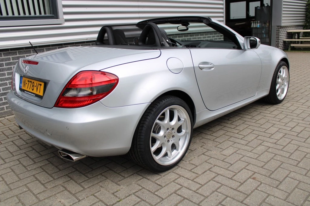 Hoofdafbeelding Mercedes-Benz SLK