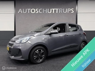 Hoofdafbeelding Hyundai i10 Hyundai i10 1.0i i-Premium NAVI / AIRCO / CRUISE / CARPLAY / LMV / NIEUWE APK