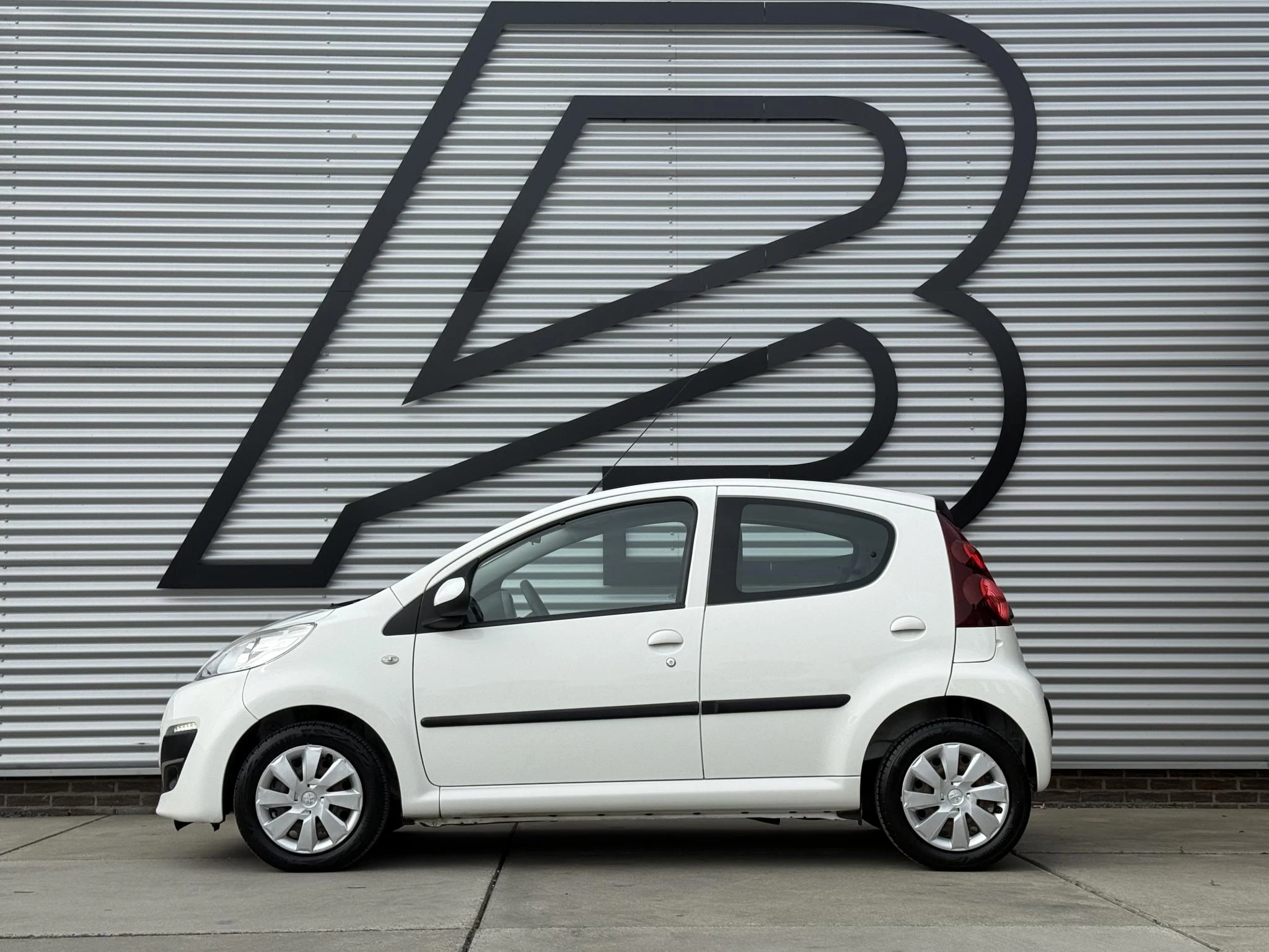 Hoofdafbeelding Peugeot 107