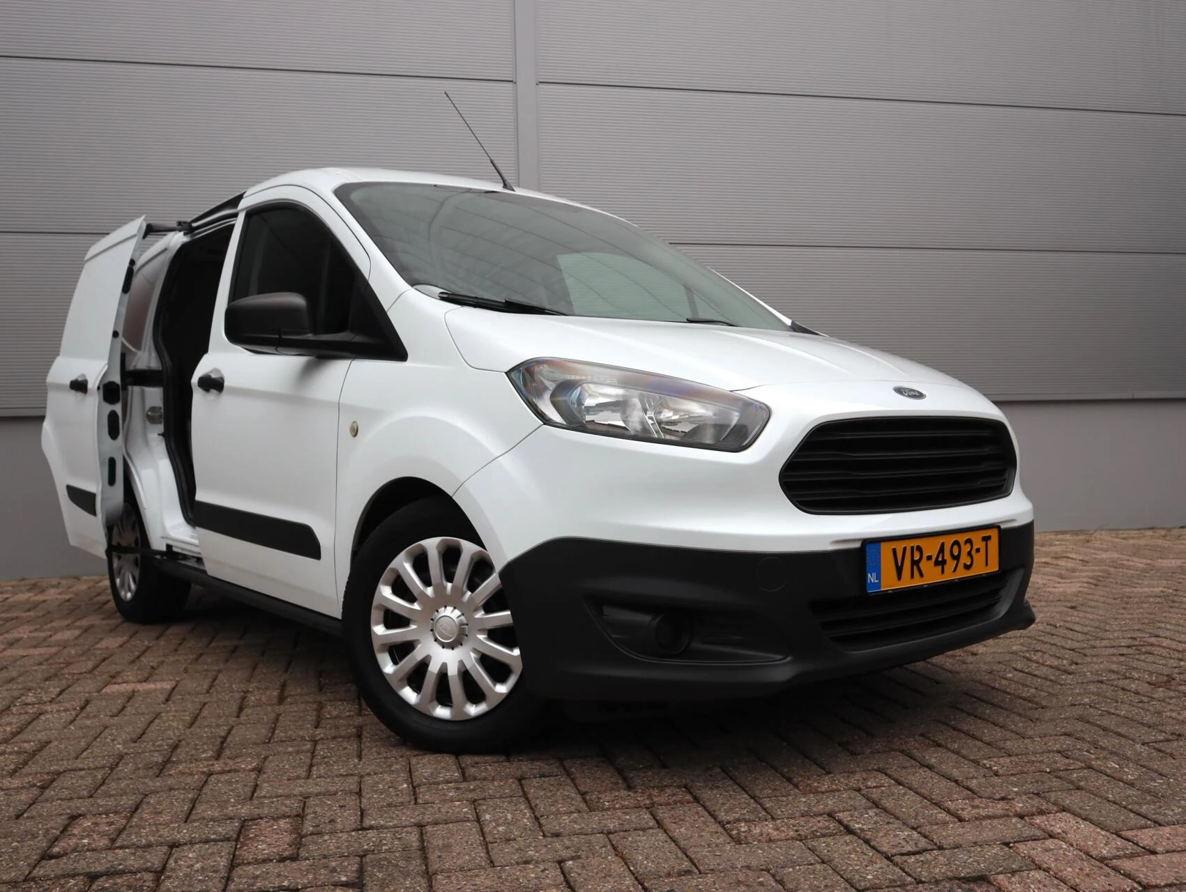 Hoofdafbeelding Ford Transit Courier