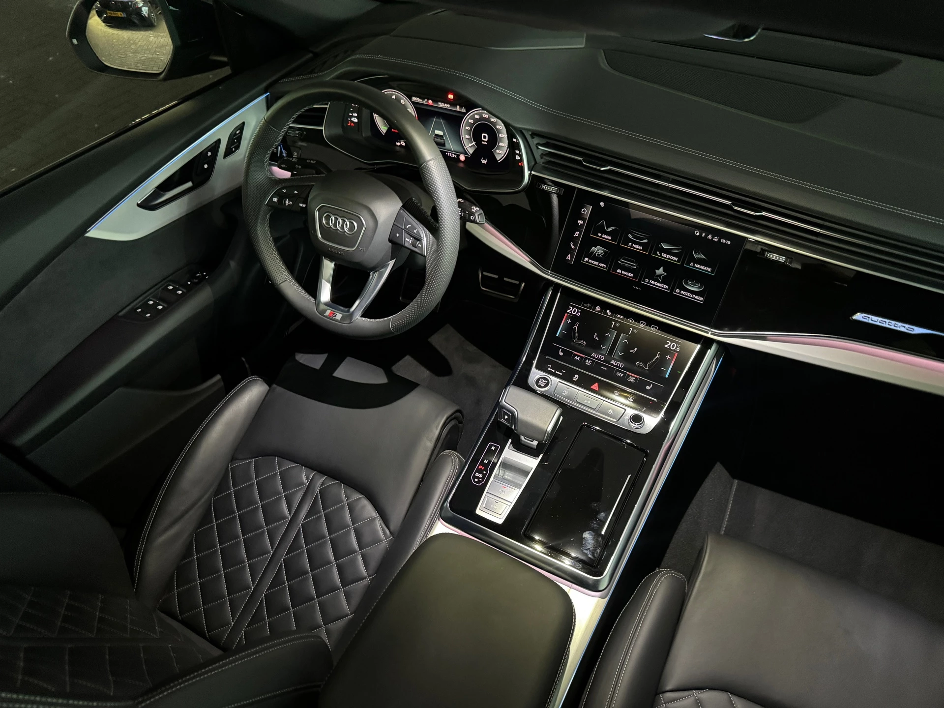 Hoofdafbeelding Audi Q8