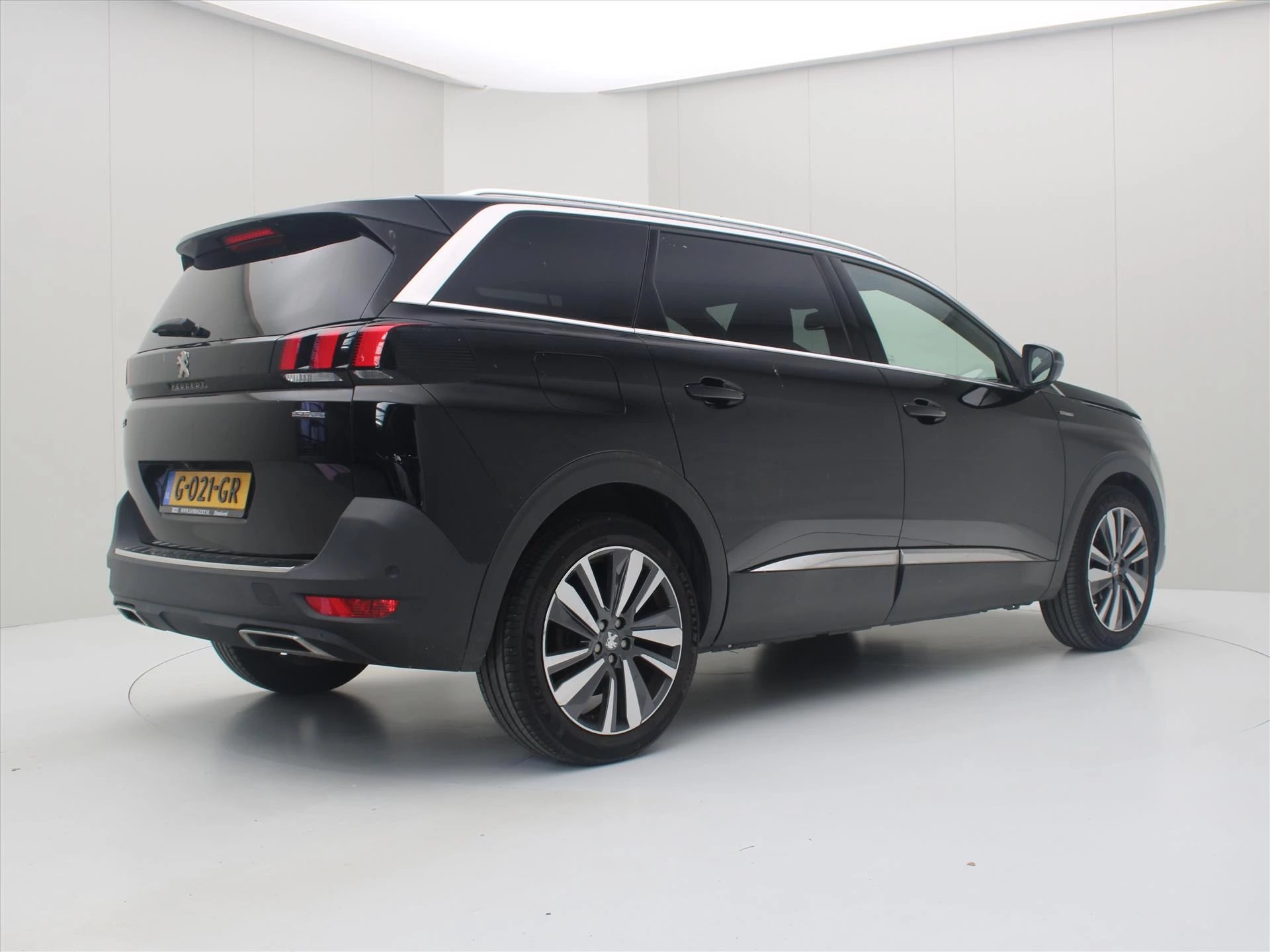 Hoofdafbeelding Peugeot 5008