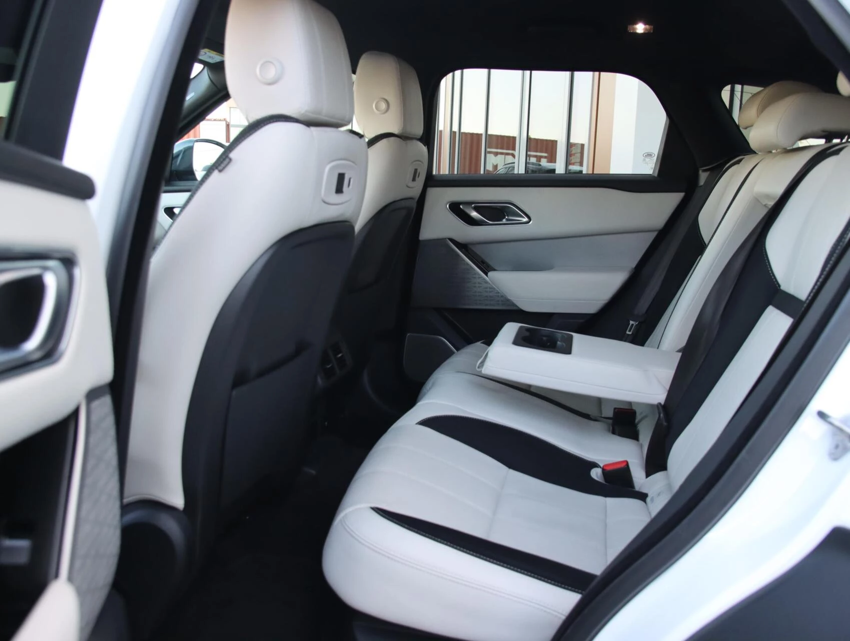 Hoofdafbeelding Land Rover Range Rover Velar