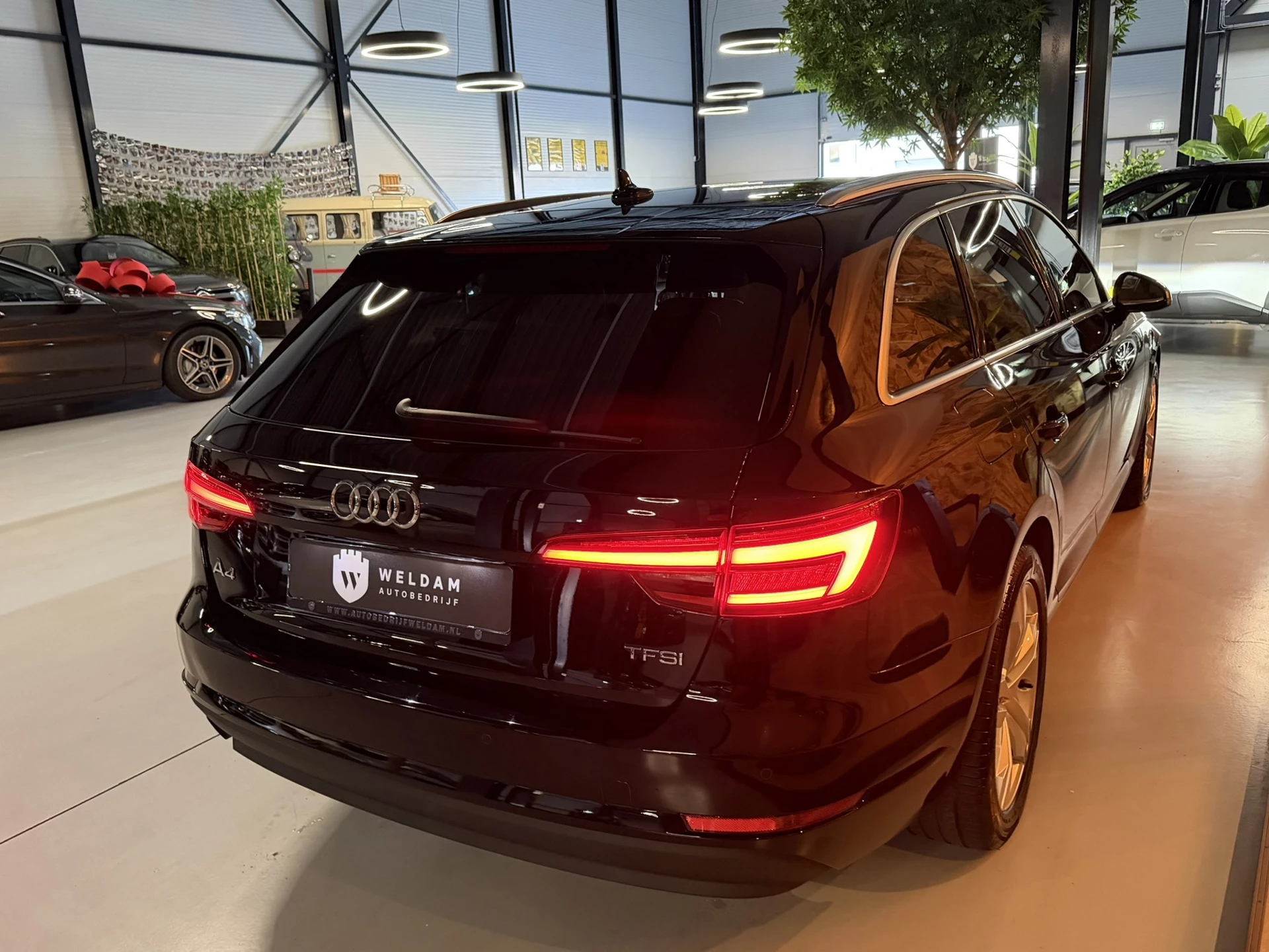 Hoofdafbeelding Audi A4