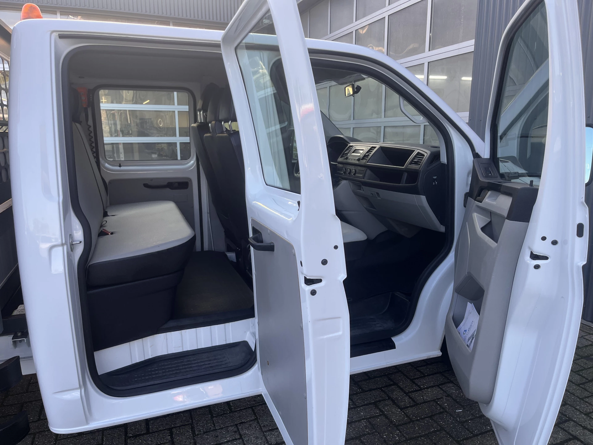 Hoofdafbeelding Volkswagen Transporter