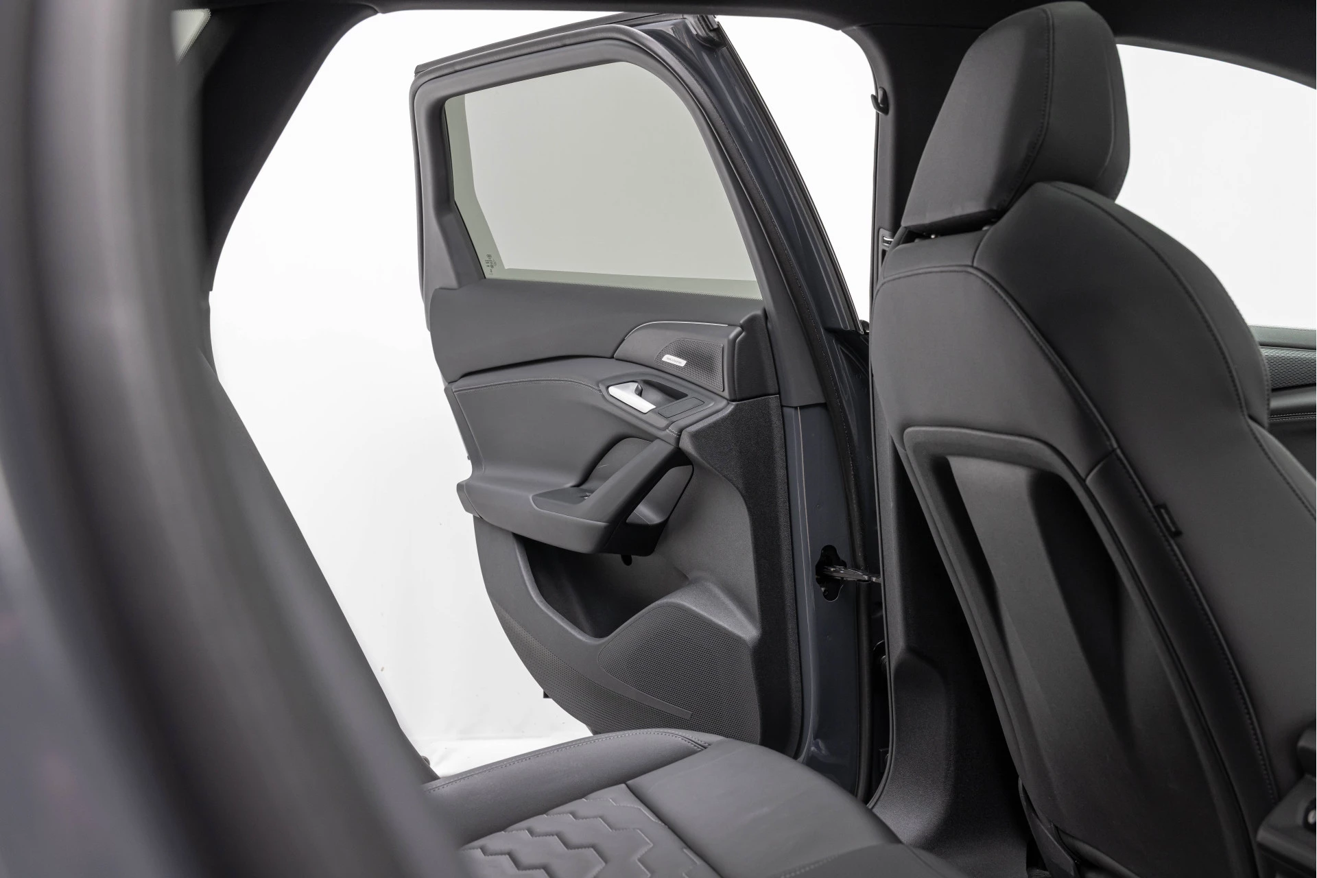 Hoofdafbeelding Audi A6 Avant e-tron