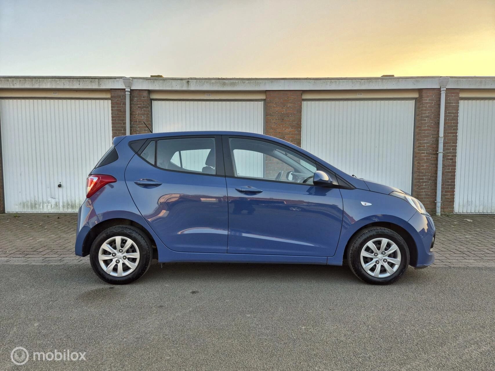 Hoofdafbeelding Hyundai i10