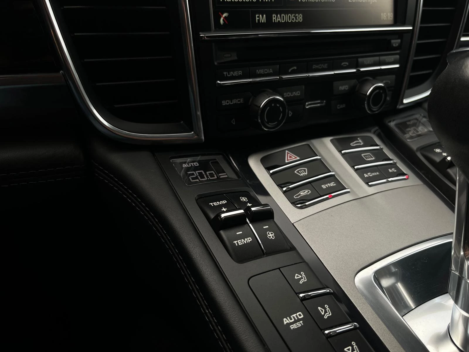 Hoofdafbeelding Porsche Panamera