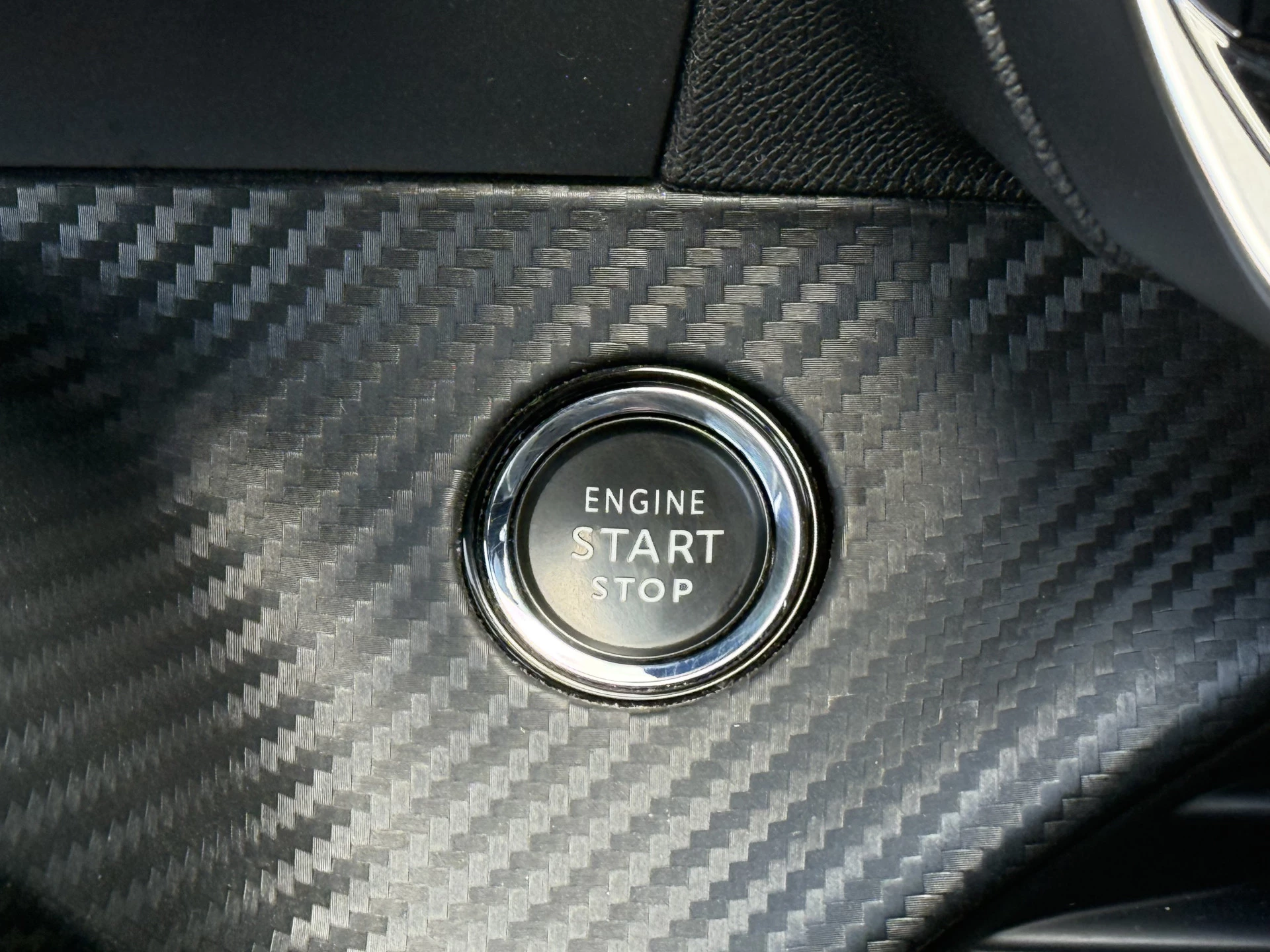 Hoofdafbeelding Peugeot e-2008