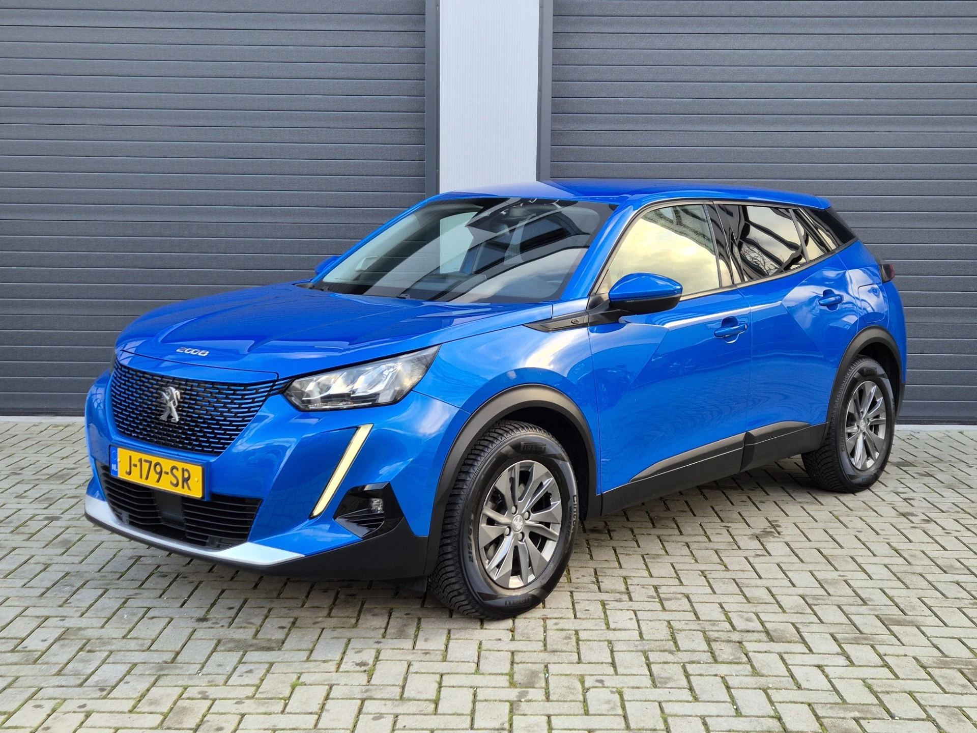 Hoofdafbeelding Peugeot e-2008