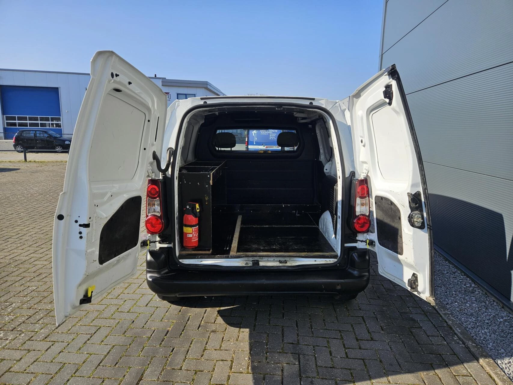 Hoofdafbeelding Peugeot Partner