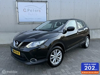 Nissan Qashqai 1.2 Acenta 2017 / Trekhaak / Stoelverwarming / Camera / Navigatie / Parkeersensors v+a / NAP