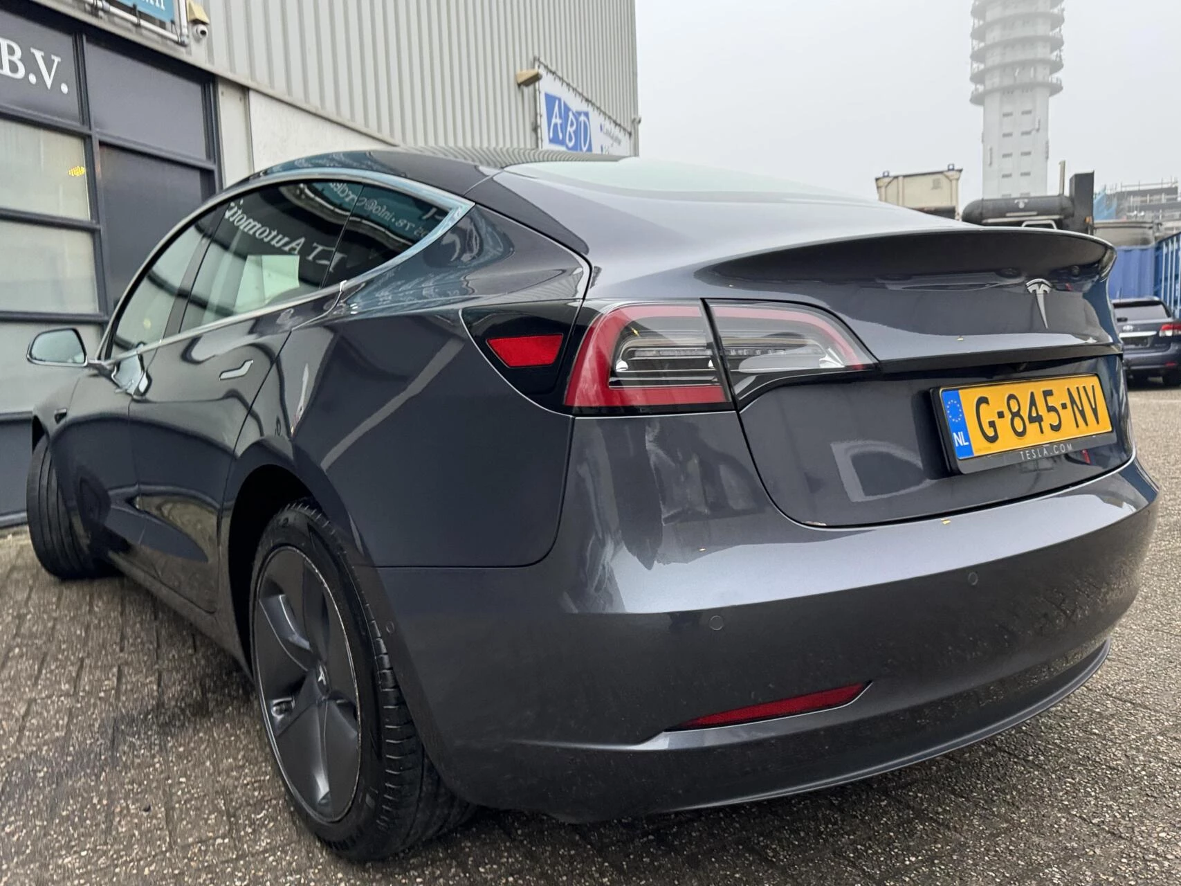 Hoofdafbeelding Tesla Model 3