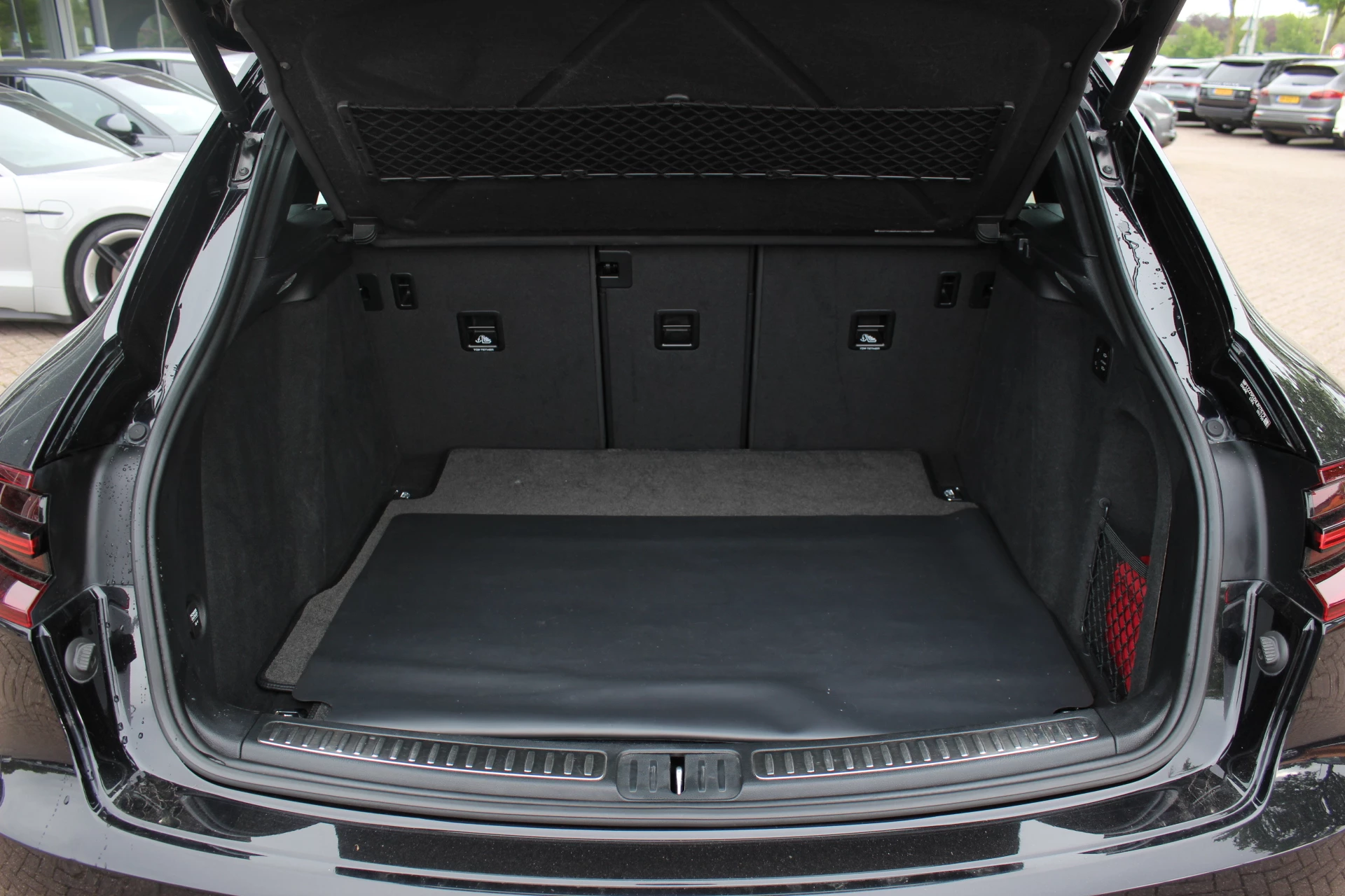 Hoofdafbeelding Porsche Macan