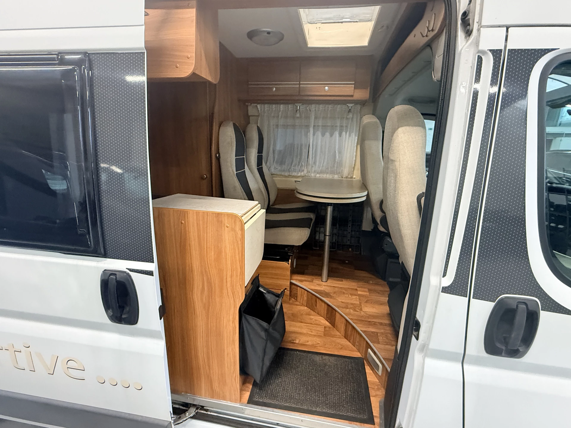 Hoofdafbeelding Pössl KW 009