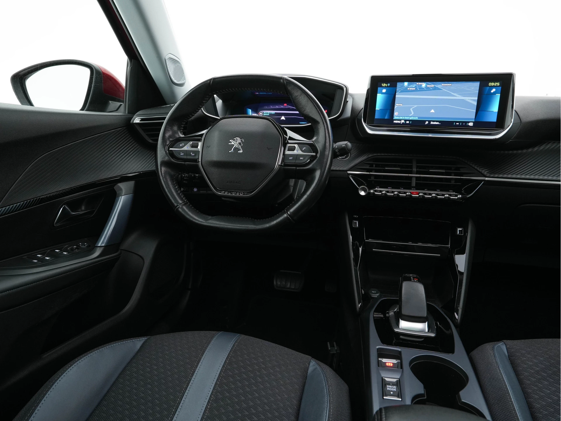 Hoofdafbeelding Peugeot e-2008