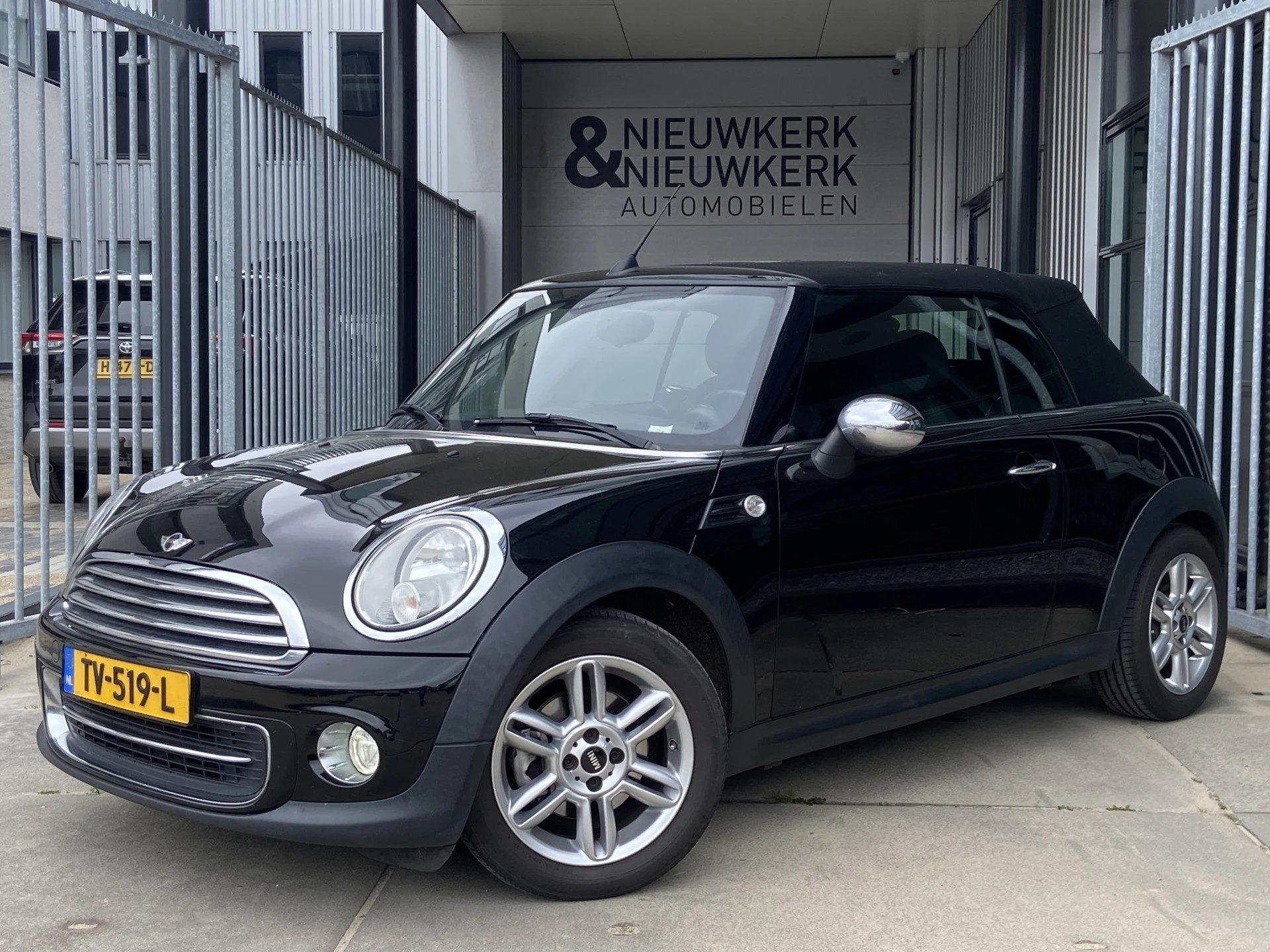 Hoofdafbeelding MINI Cooper Cabrio