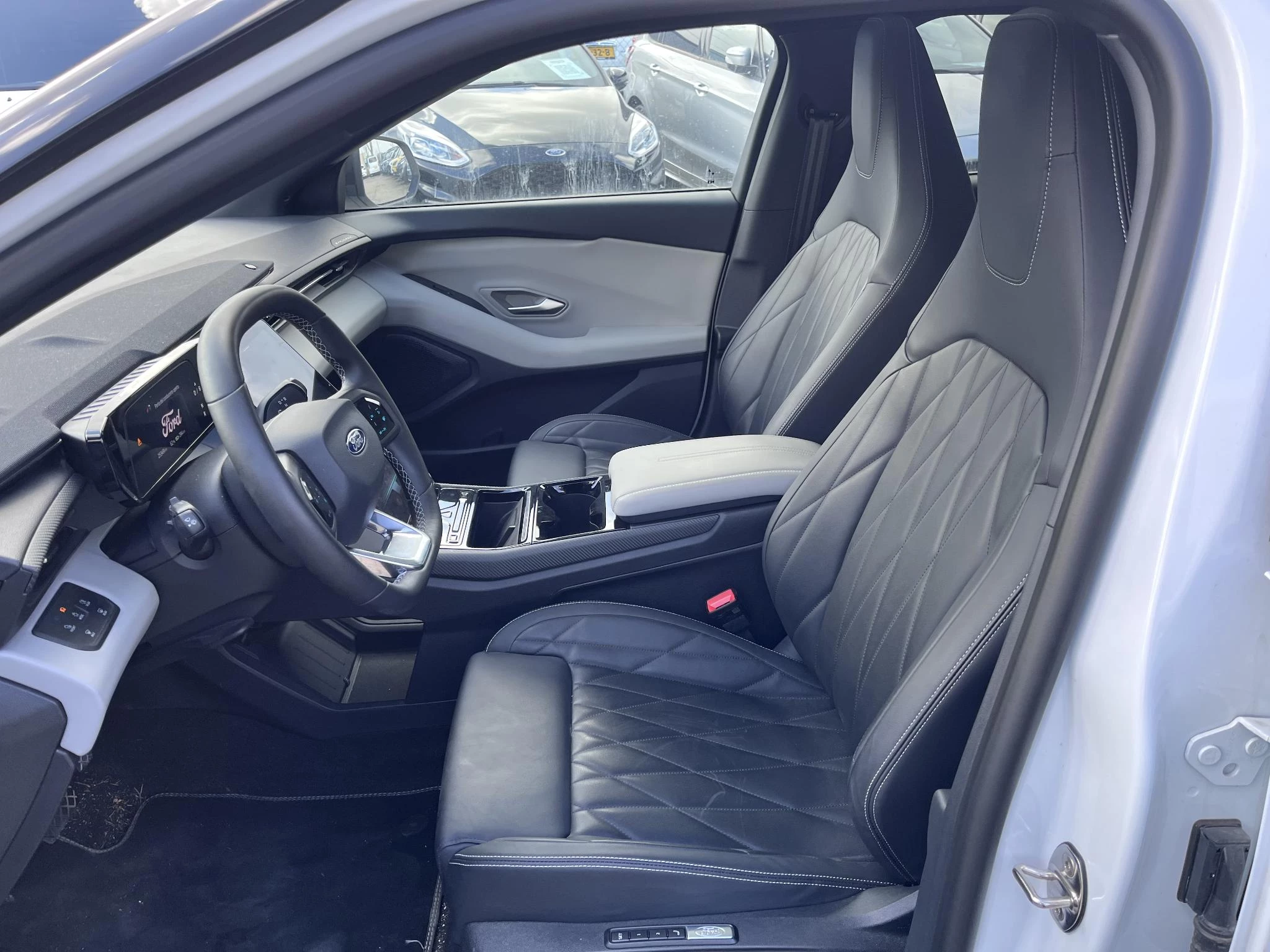 Hoofdafbeelding Ford Explorer