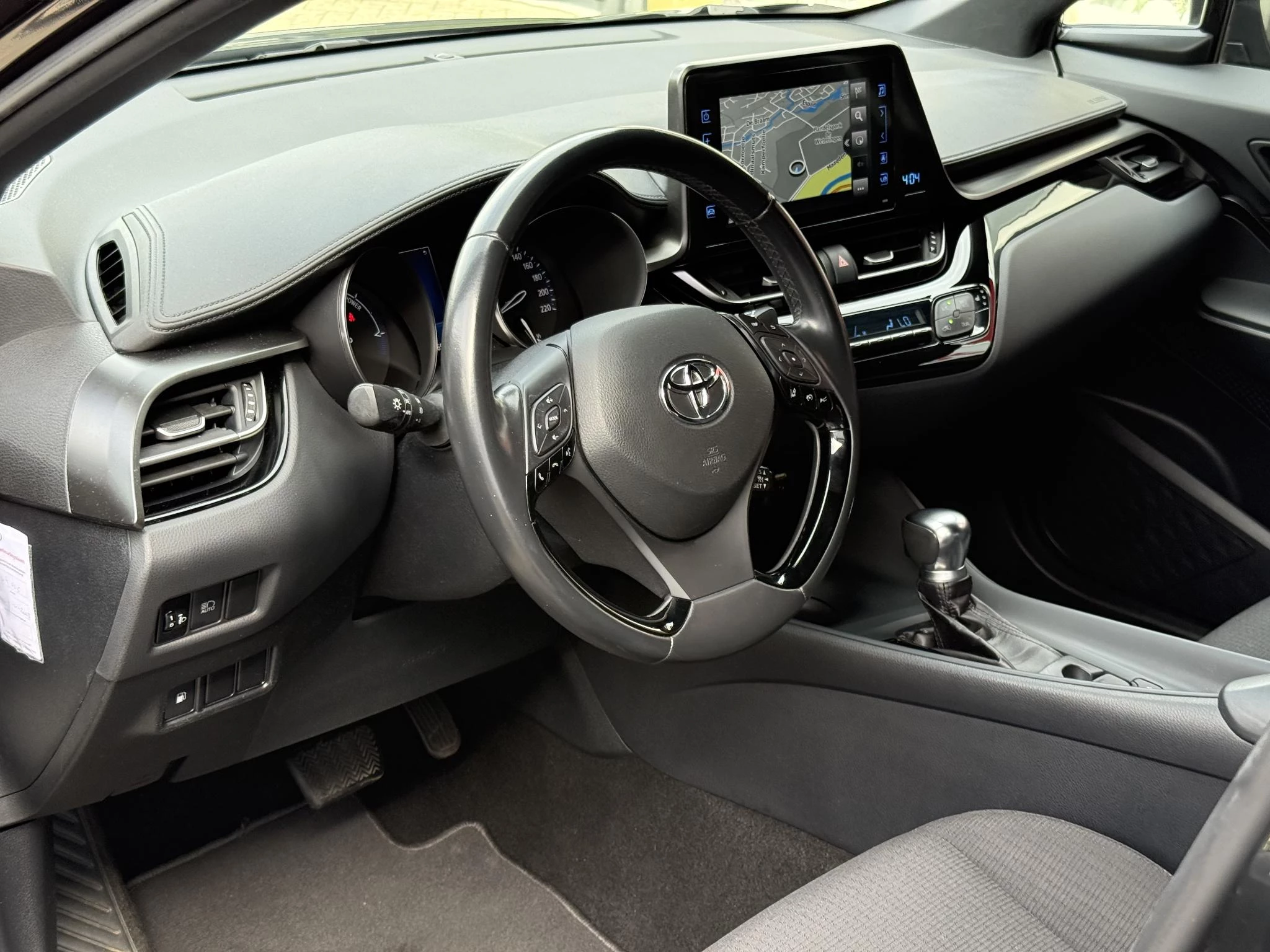 Hoofdafbeelding Toyota C-HR