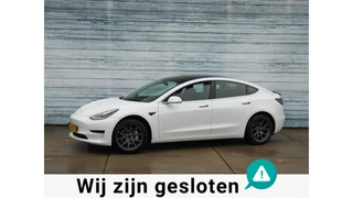 Tesla Model 3 Standard Trekhaak Navigatie Pano Leer Camera