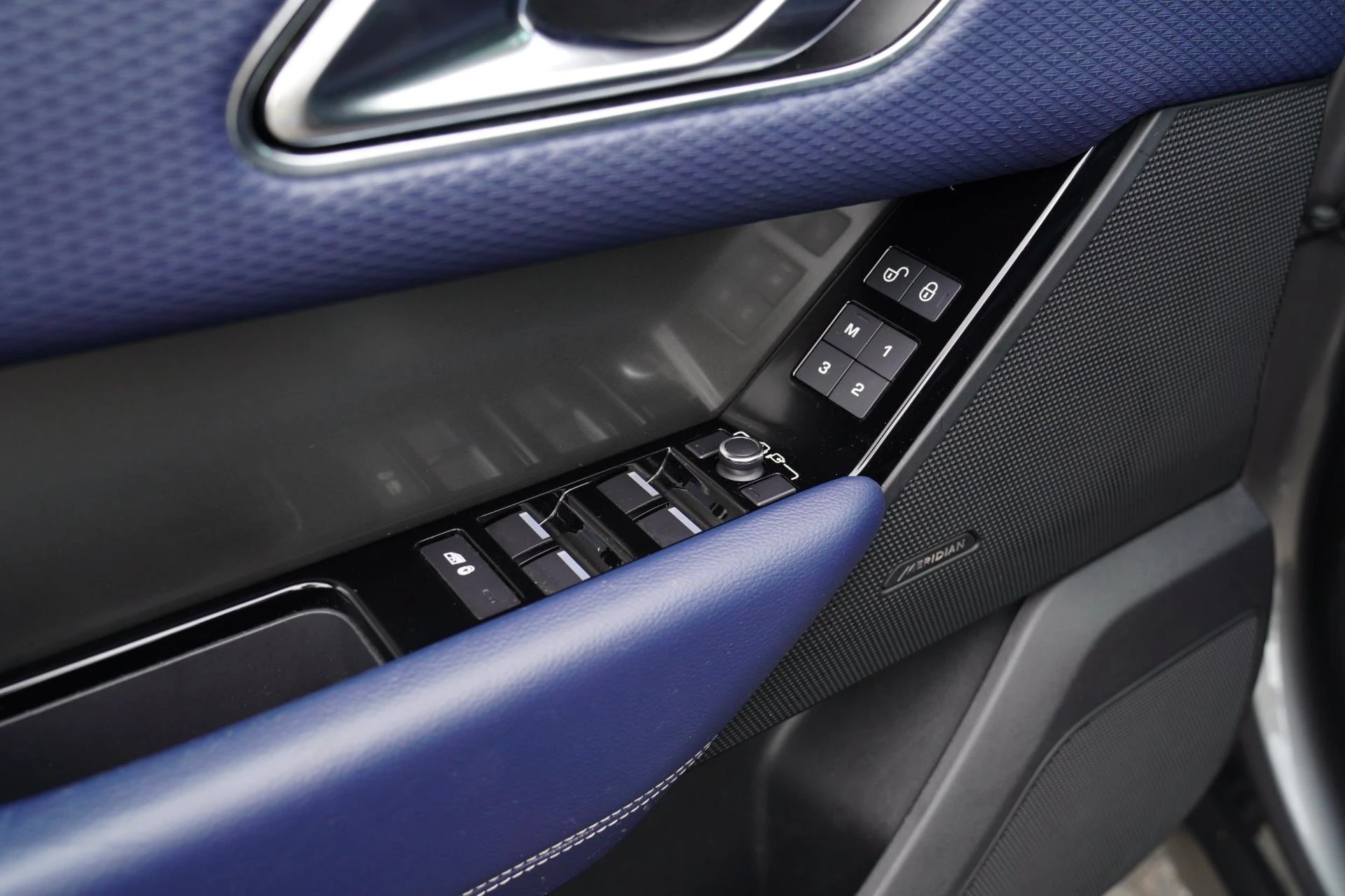 Hoofdafbeelding Land Rover Range Rover Velar