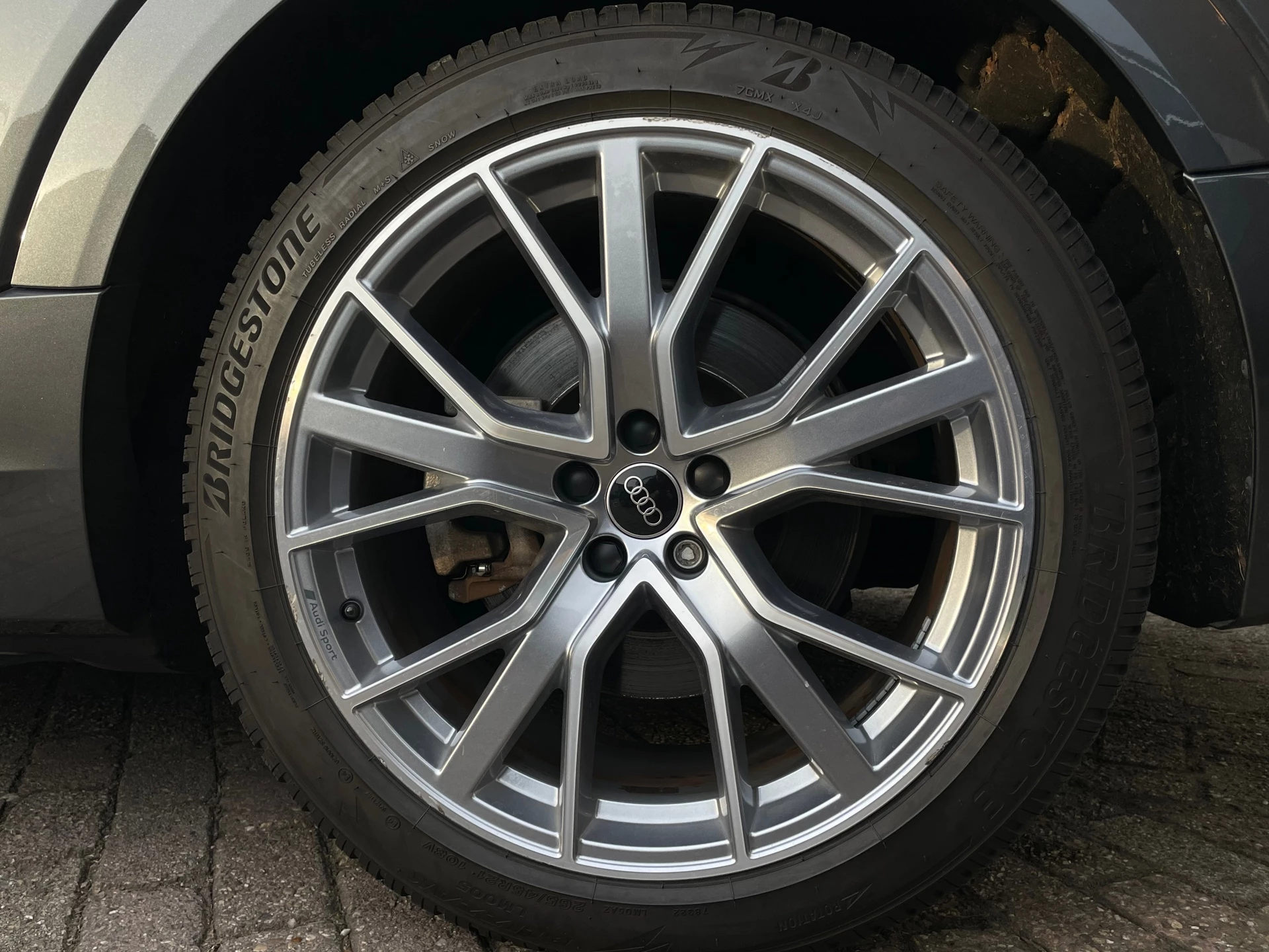 Hoofdafbeelding Audi e-tron