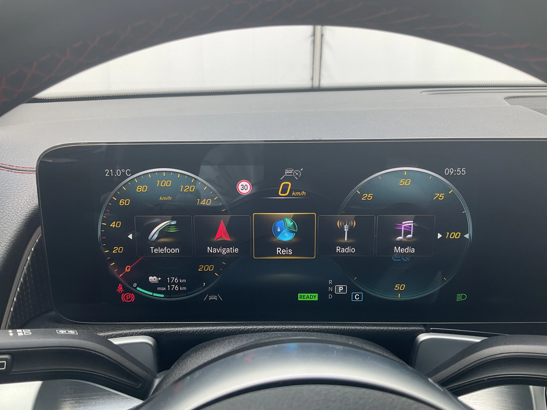 Hoofdafbeelding Mercedes-Benz EQB