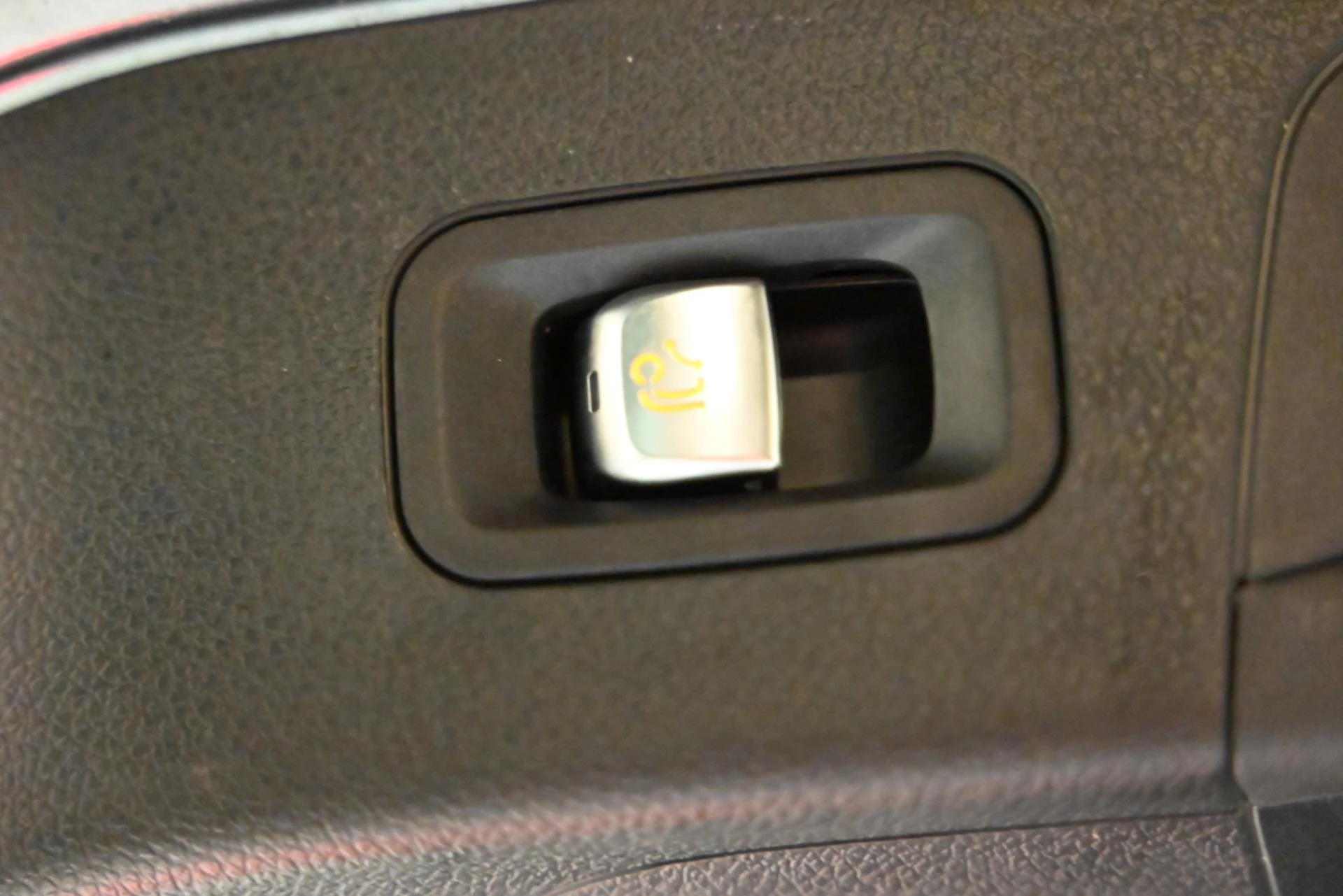 Hoofdafbeelding Mercedes-Benz EQC