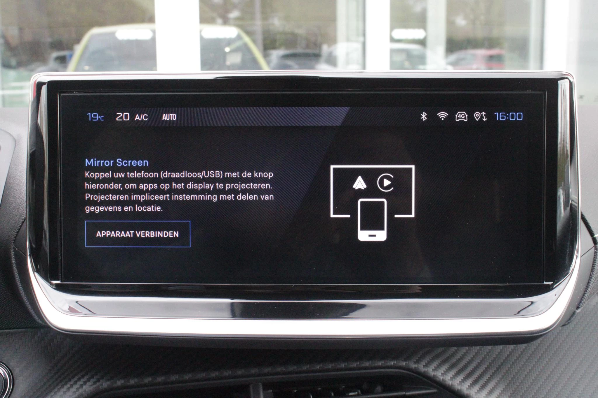 Hoofdafbeelding Peugeot e-208