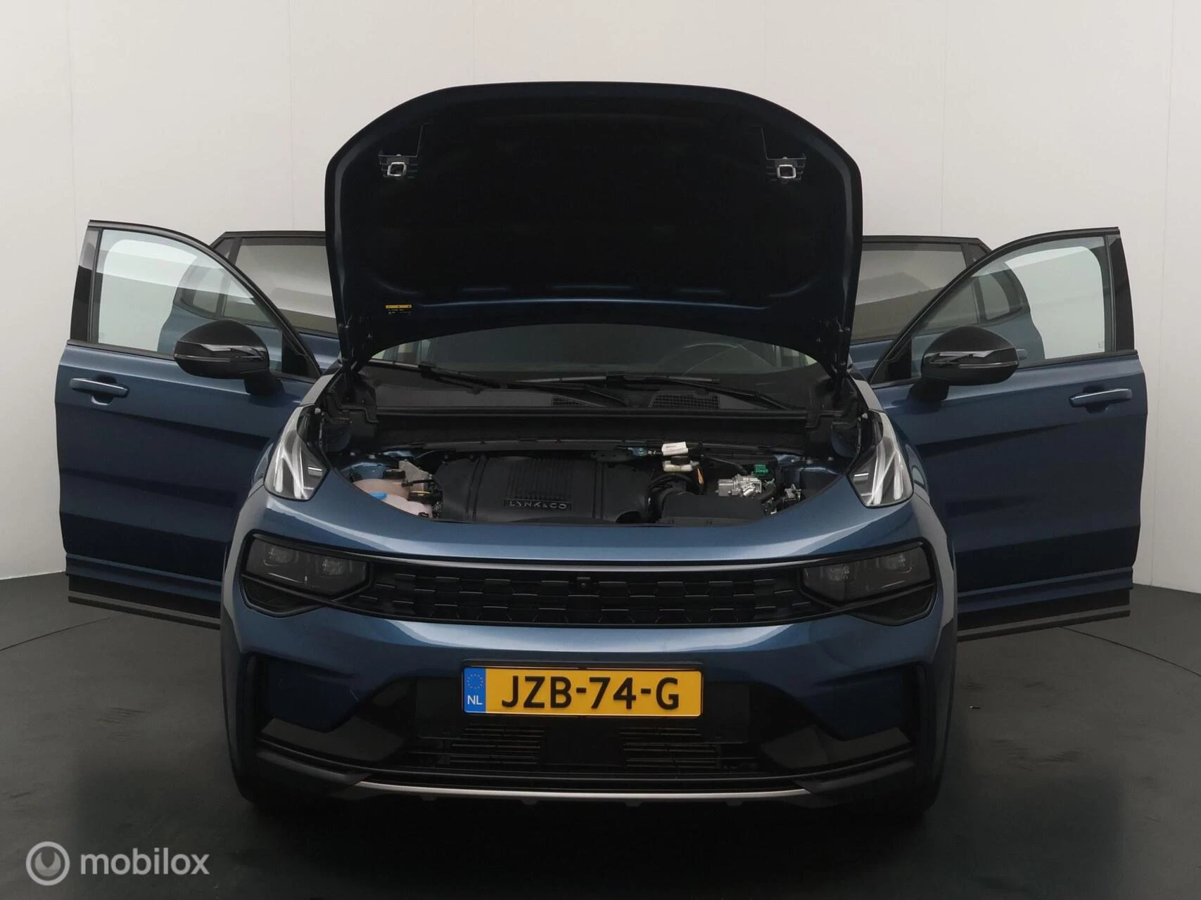 Hoofdafbeelding Lynk & Co 01