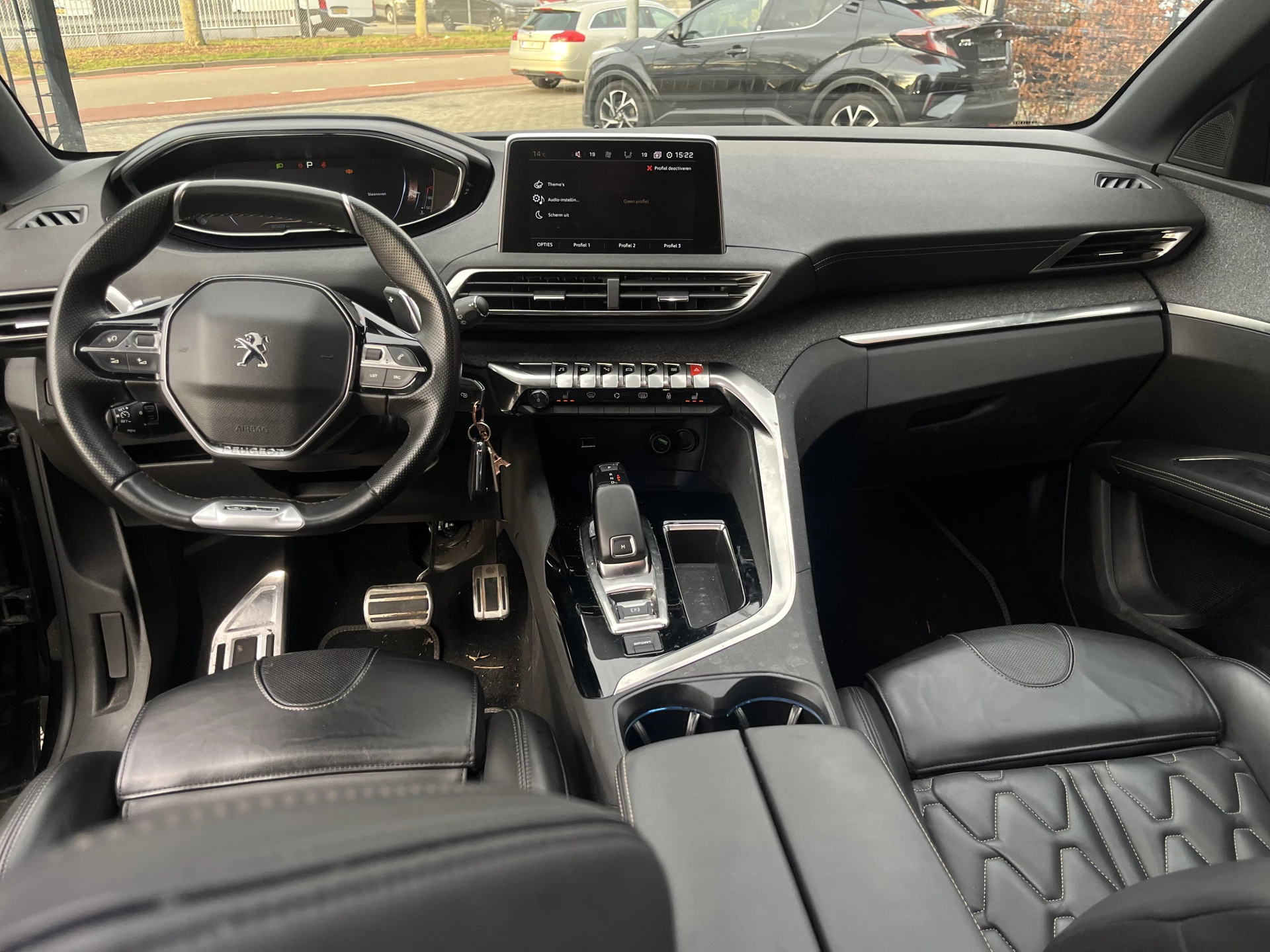 Hoofdafbeelding Peugeot 5008