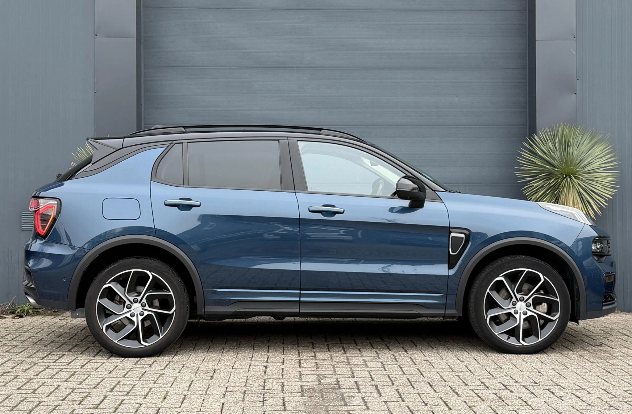 Hoofdafbeelding Lynk & Co 01