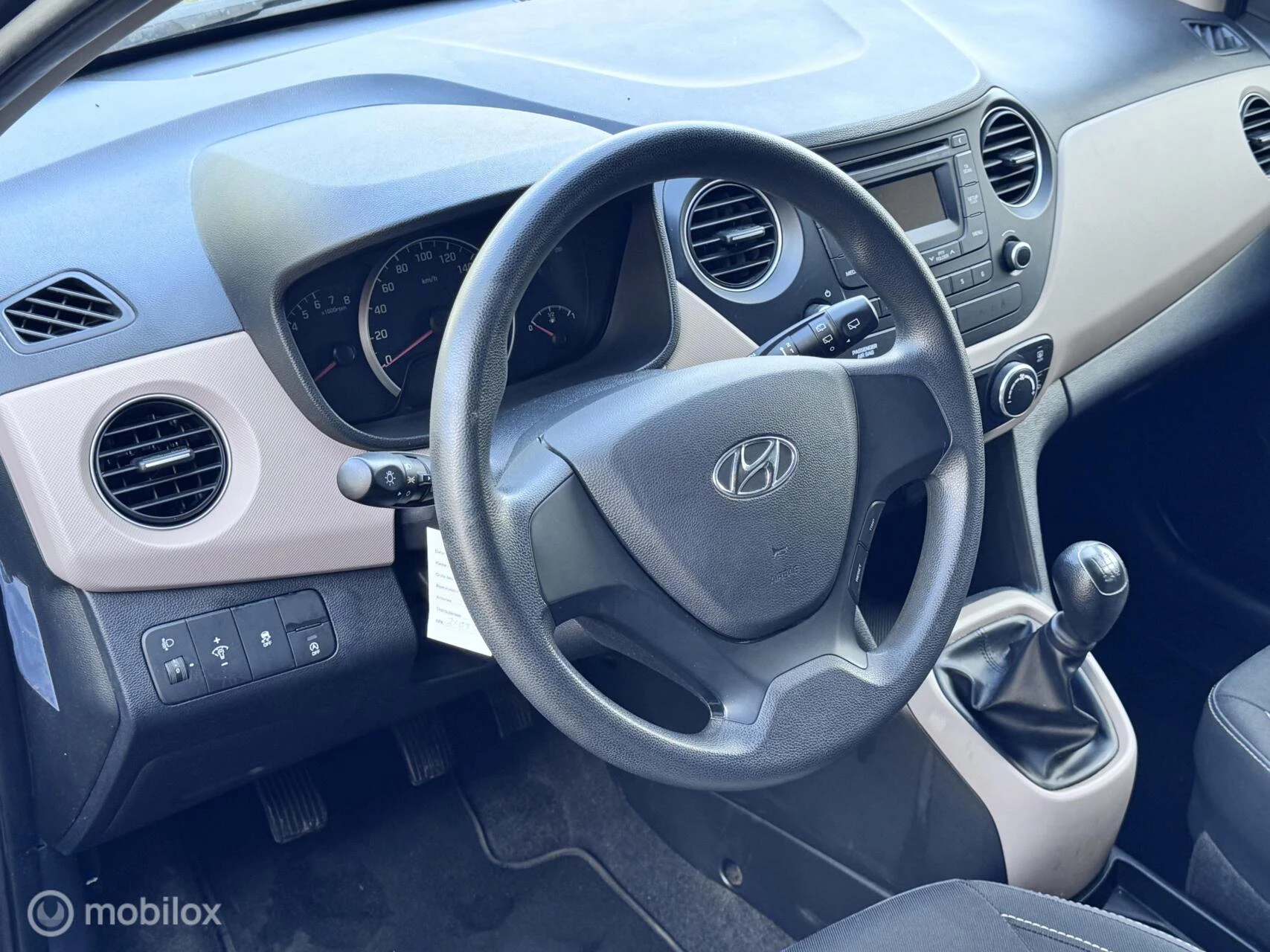 Hoofdafbeelding Hyundai i10