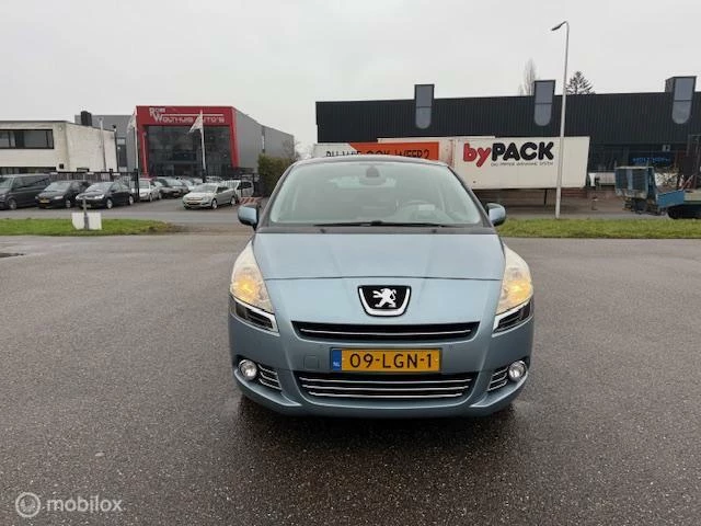 Hoofdafbeelding Peugeot 5008