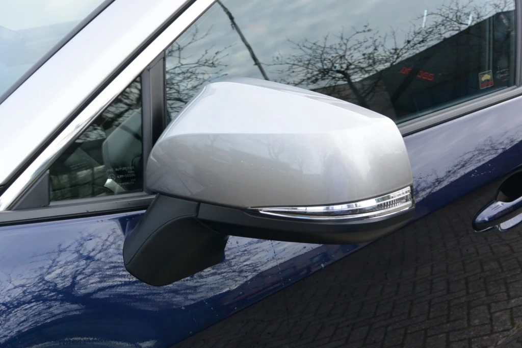 Hoofdafbeelding Suzuki Across