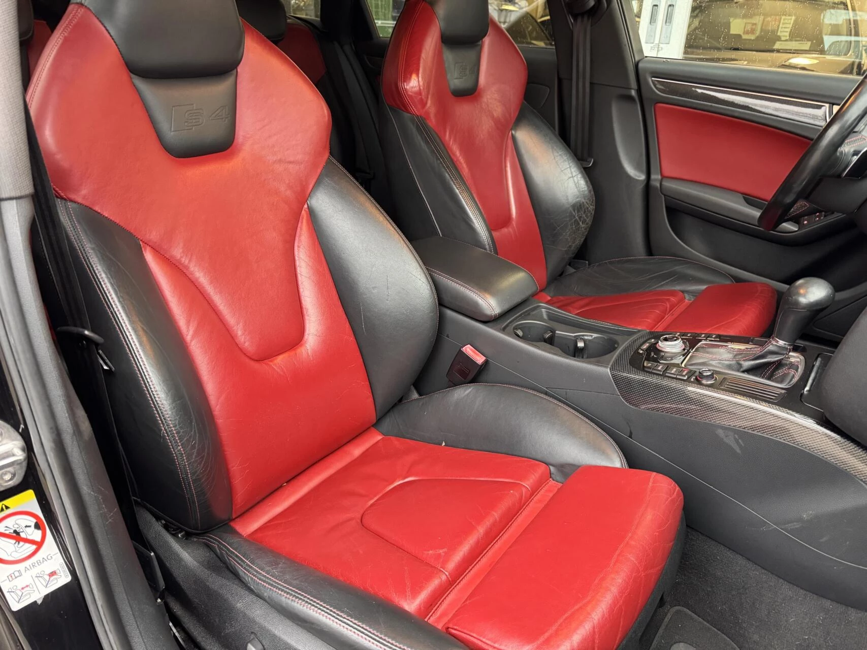 Hoofdafbeelding Audi S4