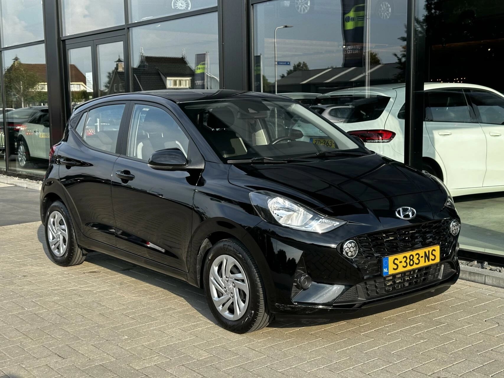 Hoofdafbeelding Hyundai i10