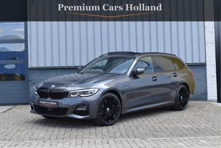 BMW 3 Serie Touring 330e xDrive M-Sport 292 Pk Pano Memory Head-Up Leder 19 Inch
