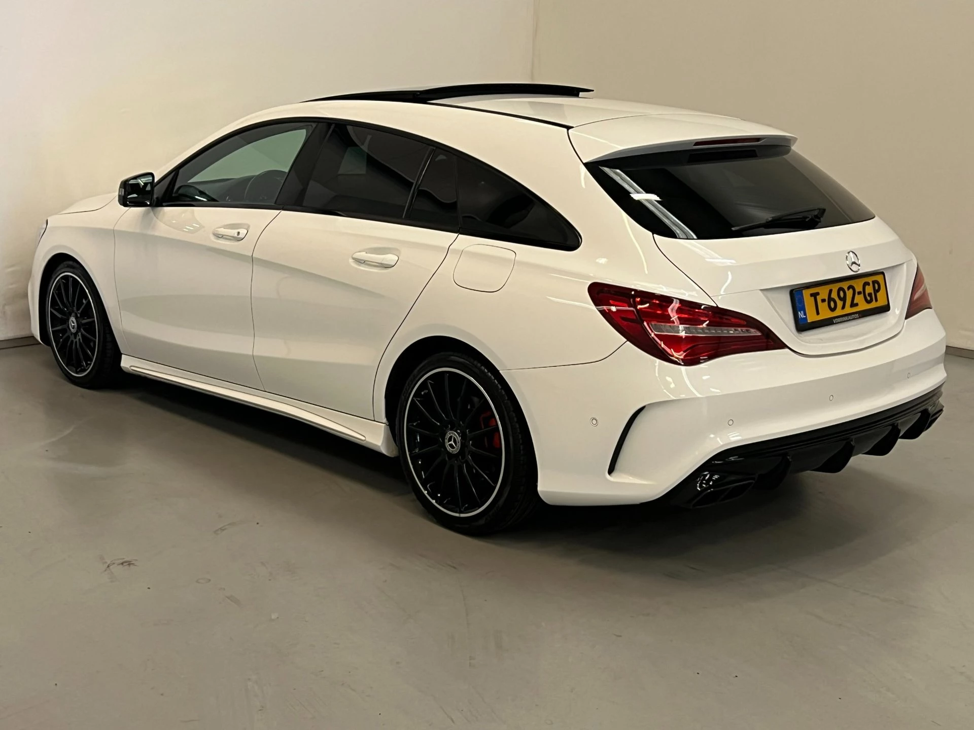 Hoofdafbeelding Mercedes-Benz CLA