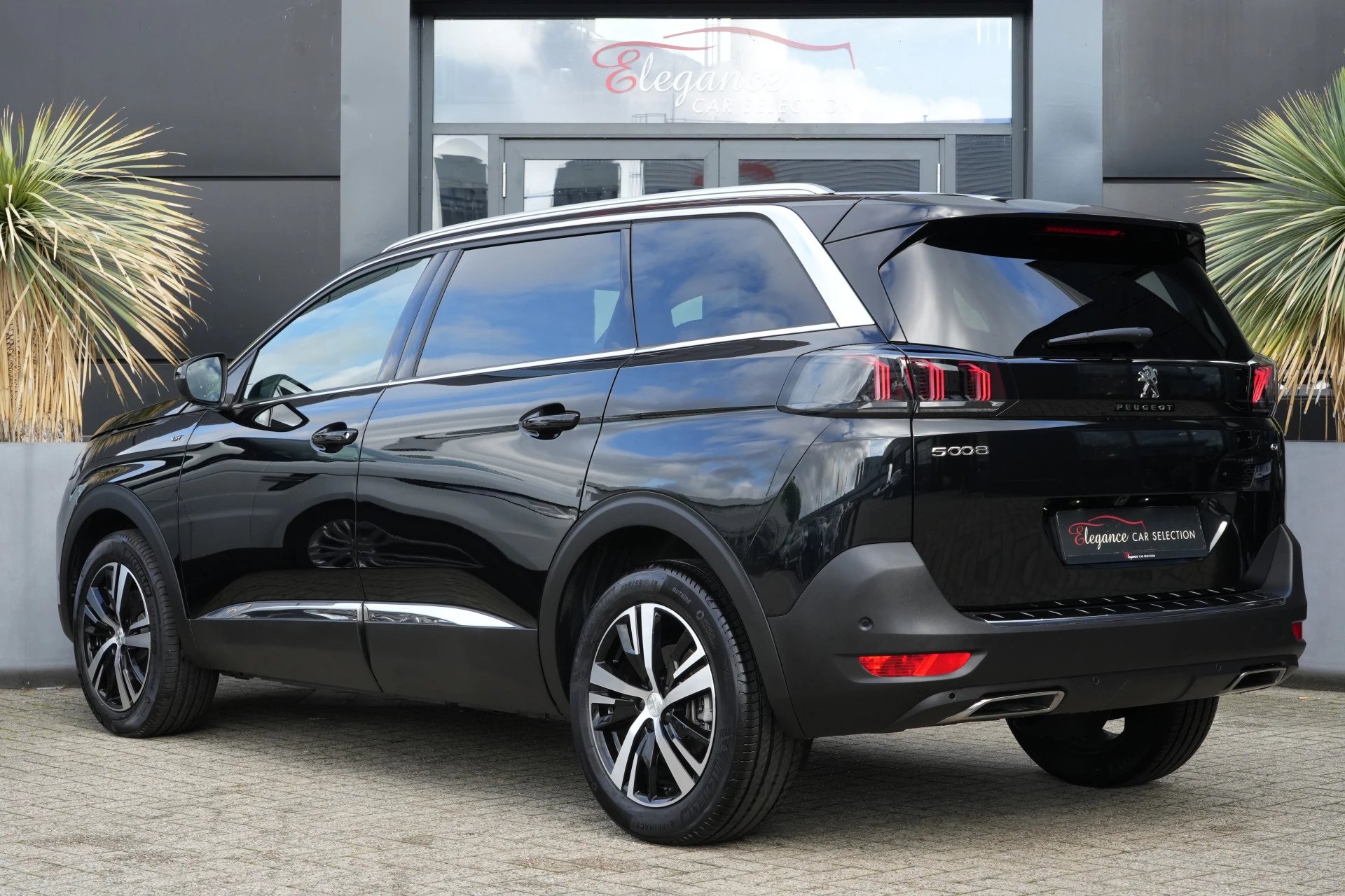 Hoofdafbeelding Peugeot 5008