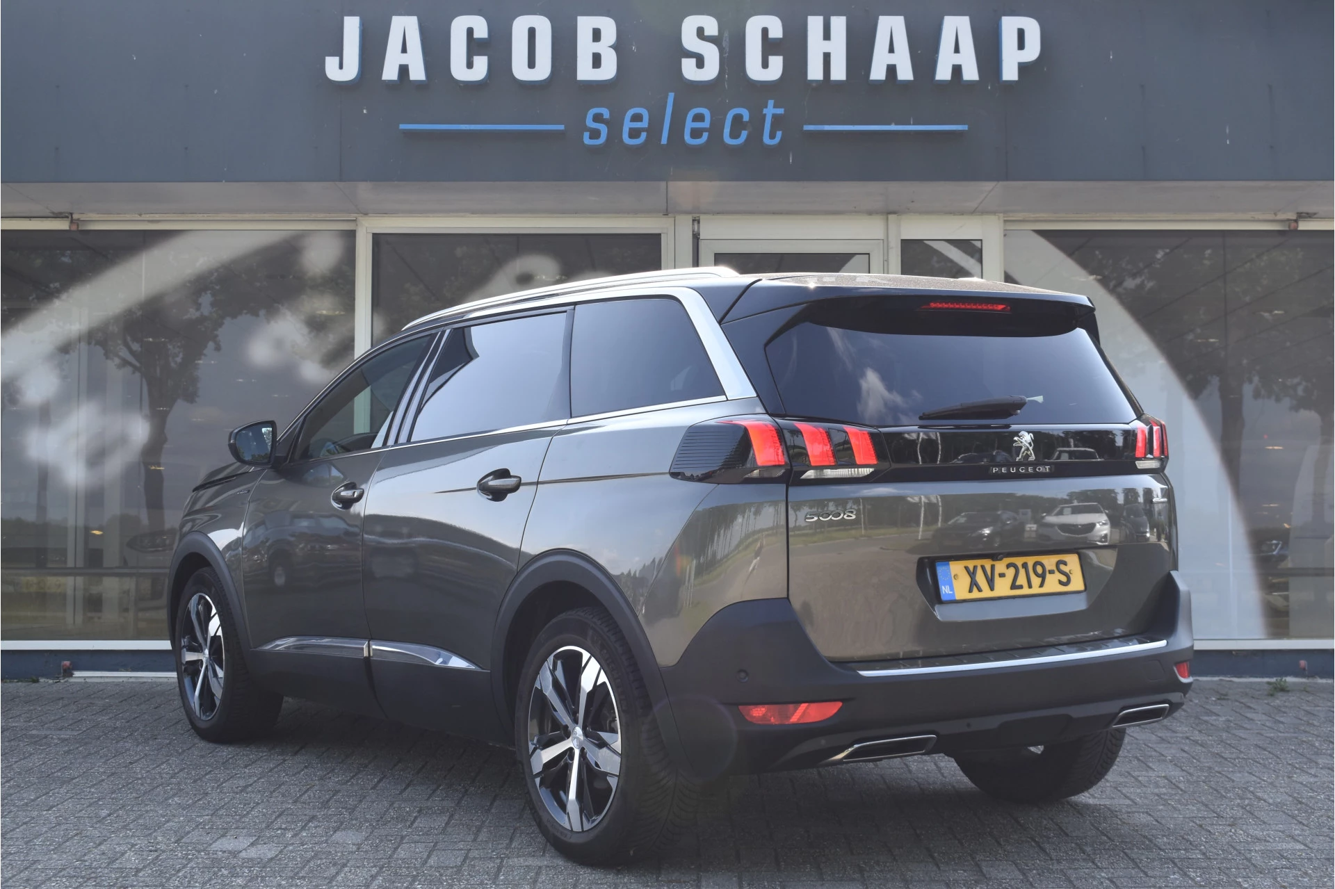 Hoofdafbeelding Peugeot 5008