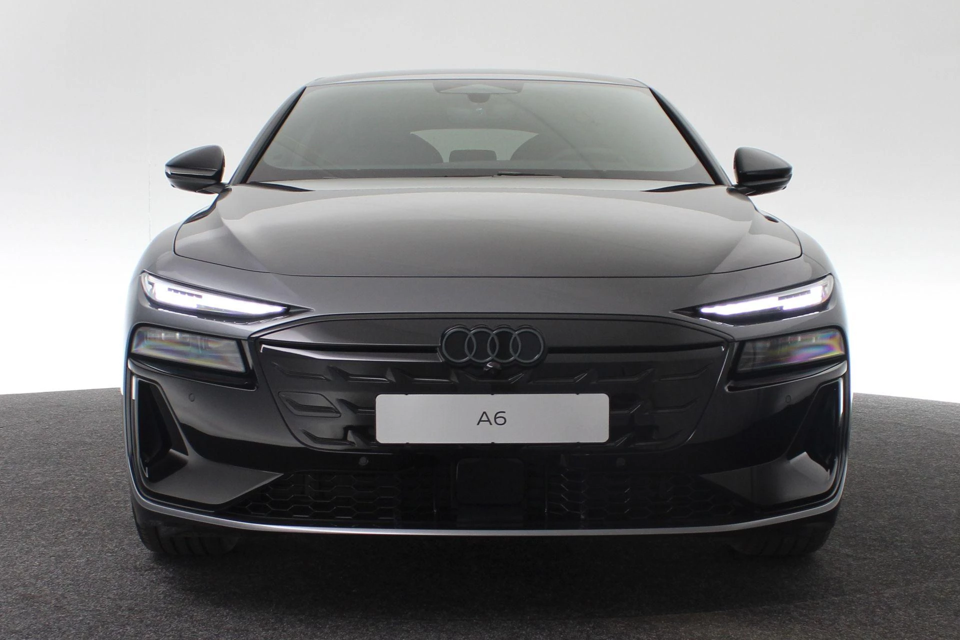 Hoofdafbeelding Audi A6 Avant e-tron