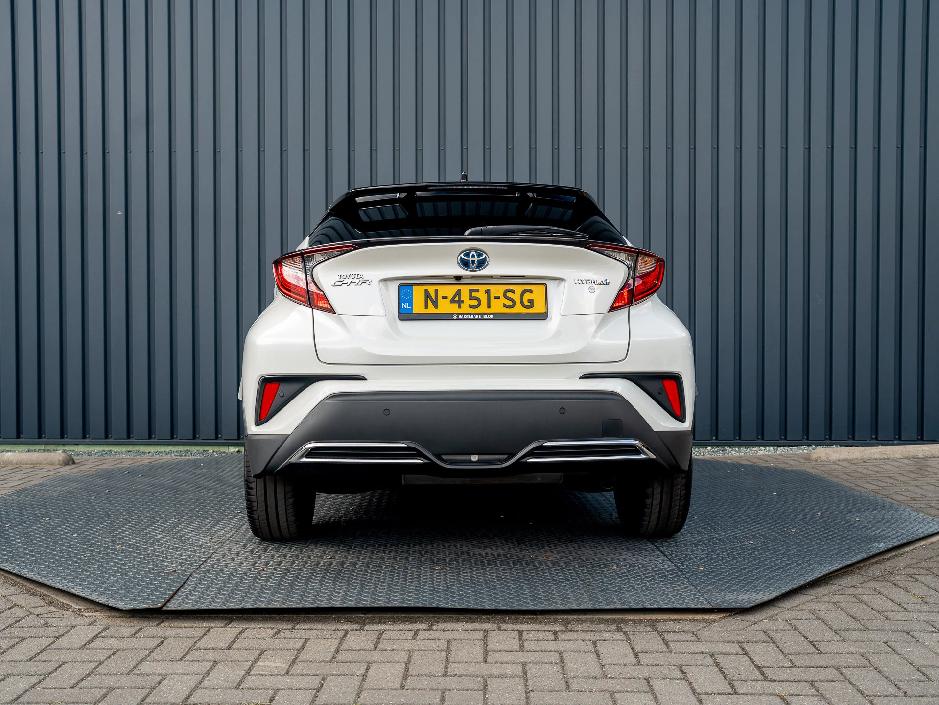 Hoofdafbeelding Toyota C-HR