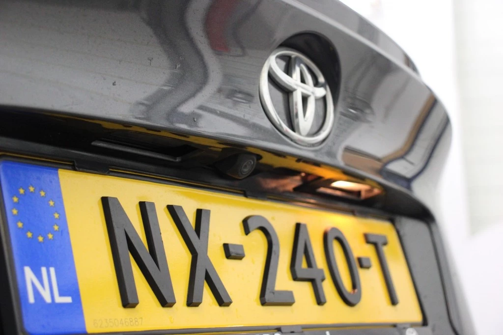 Hoofdafbeelding Toyota C-HR